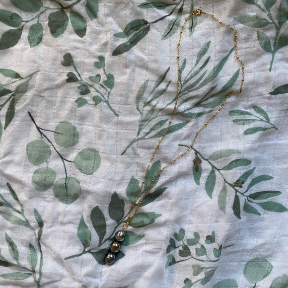 Tahitian Pearl Pendant Necklace - Picture 4 of 6